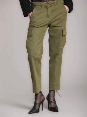 Marlene Cargo pantalone cargo donna in gabardina carrot fit