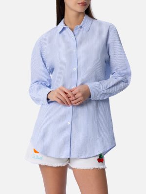Camicia Cristal in seersucker a righe azzurre con ricami
